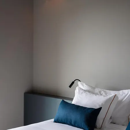 Hotel Moon & Sun 4*